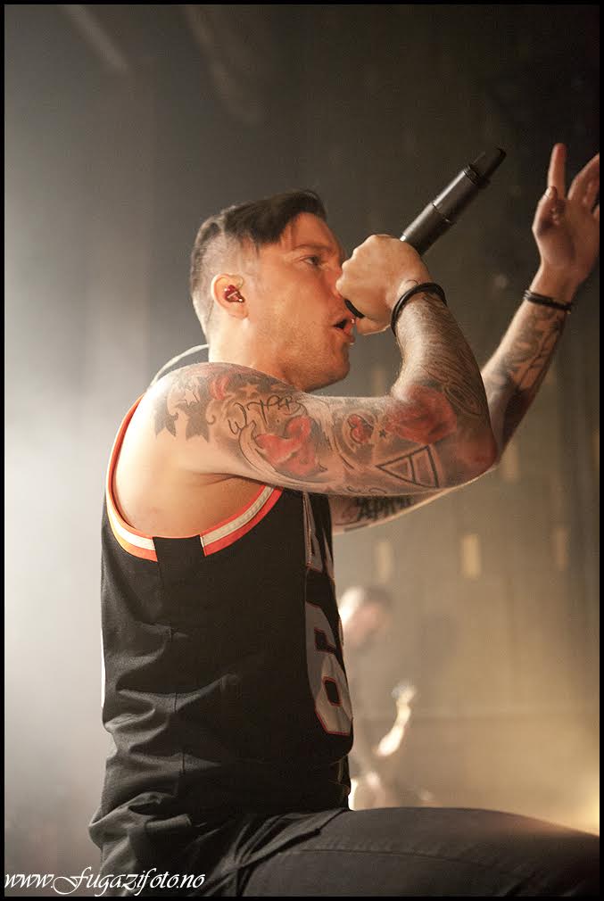 Deadbyapril 1001watt 15 (2)