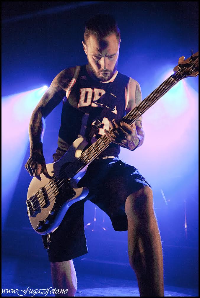 Deadbyapril 1001watt 15 (4)